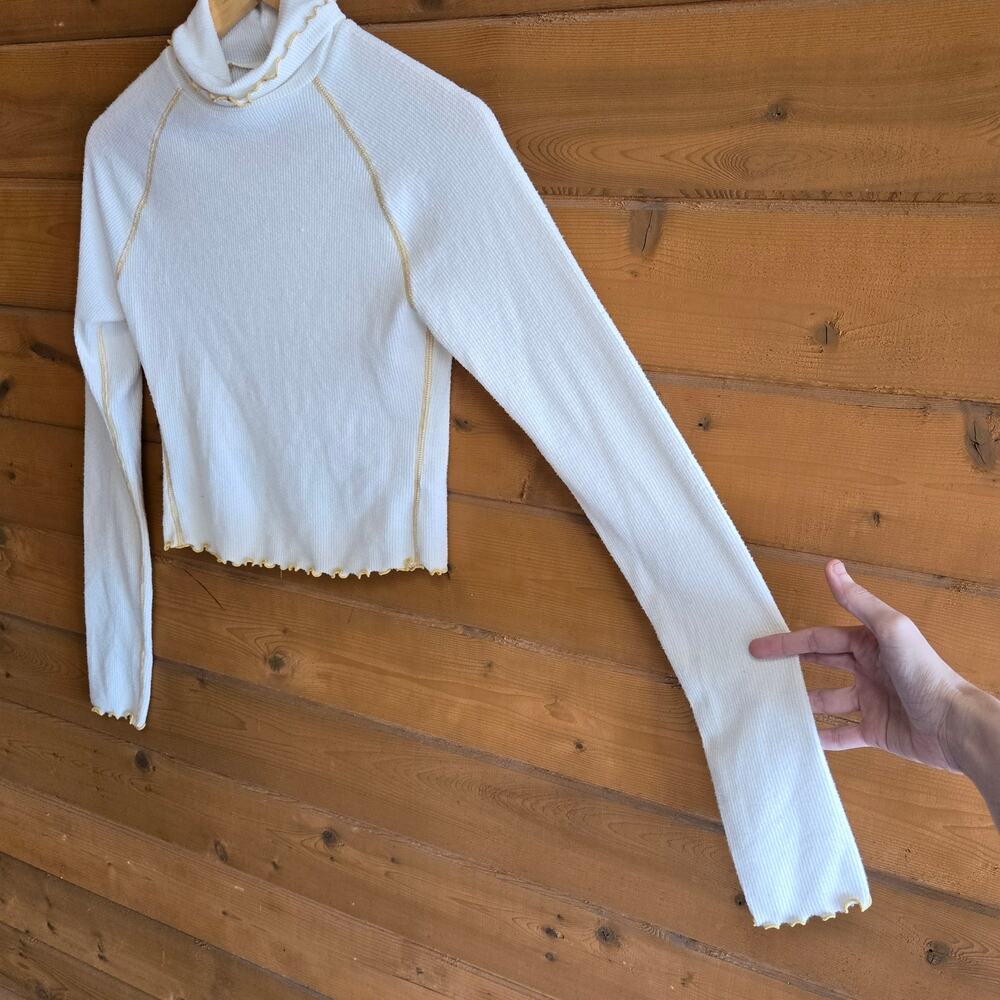Urban Outfitters Trina Seamed Turtleneck Crop Top Cozy Coquette Y2K Long Sleeve - Picture 5 of 5